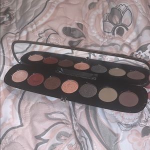 Marc Jacobs flamboyant eyeshadow palette